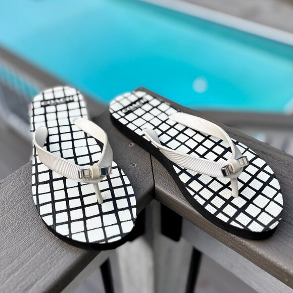 Coach Flip Flops with Bow Detail - Picture 1 of 5